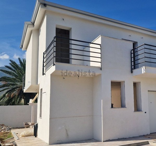 casa indipendente in vendita a Carini