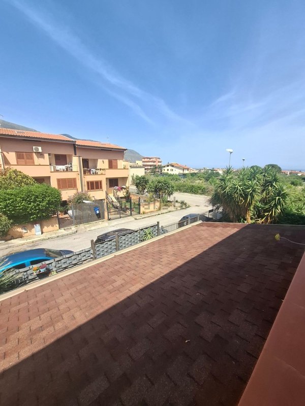 casa indipendente in vendita a Carini