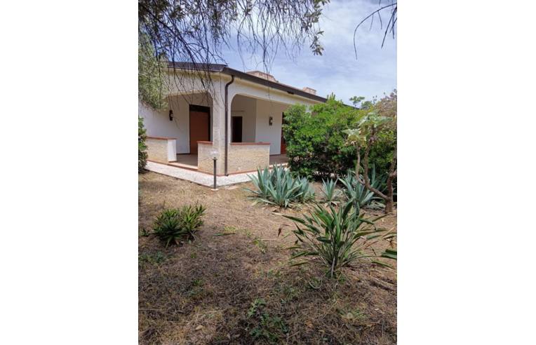 casa indipendente in vendita a Carini