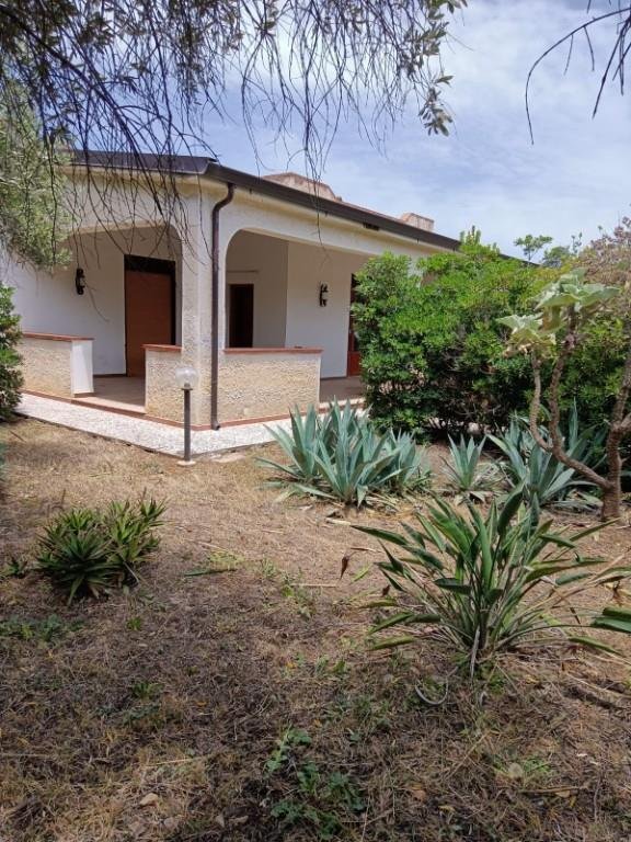 casa indipendente in vendita a Carini