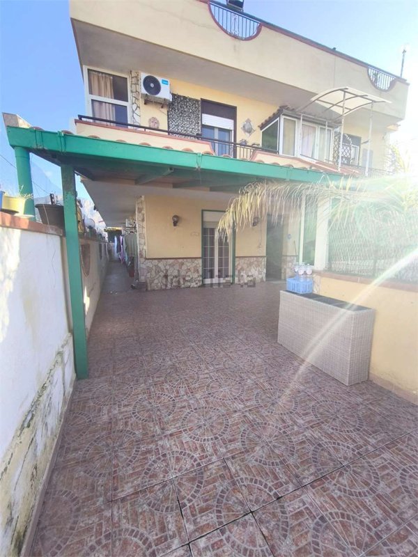 casa indipendente in vendita a Carini