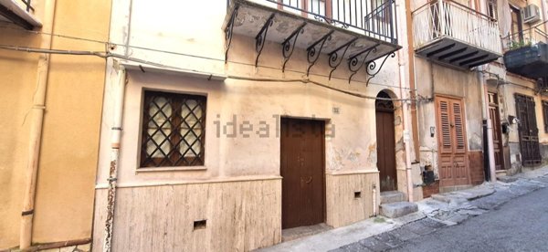 casa indipendente in vendita a Carini