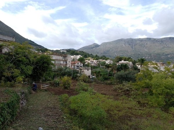 casa indipendente in vendita a Carini