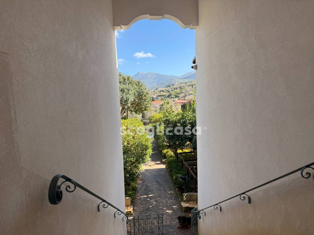 casa indipendente in vendita a Carini