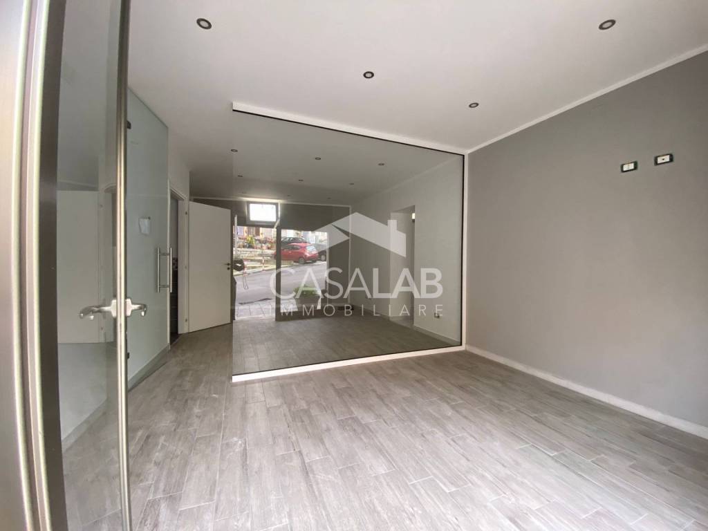 ufficio in vendita a Carini