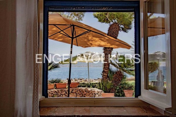 casa indipendente in vendita a Carini in zona Piraineto