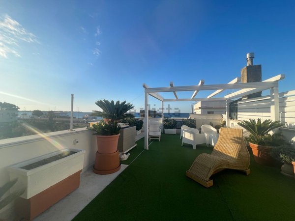 appartamento in vendita a Carini in zona Villagrazia di Carini