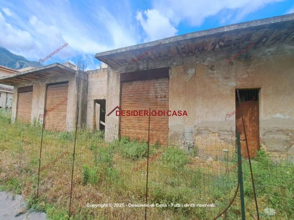 terreno edificabile in vendita a Carini