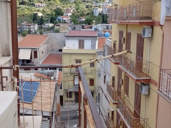 intera palazzina in vendita a Carini