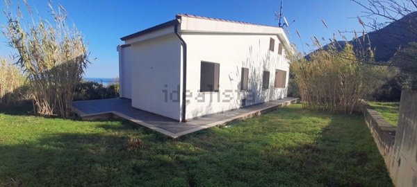 pentavano in vendita a Carini