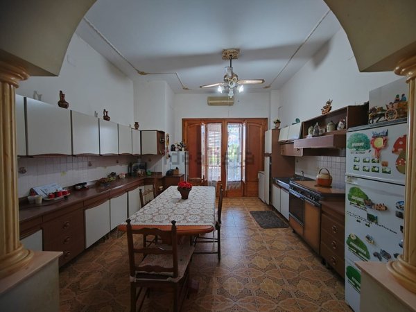 casa indipendente in vendita a Carini