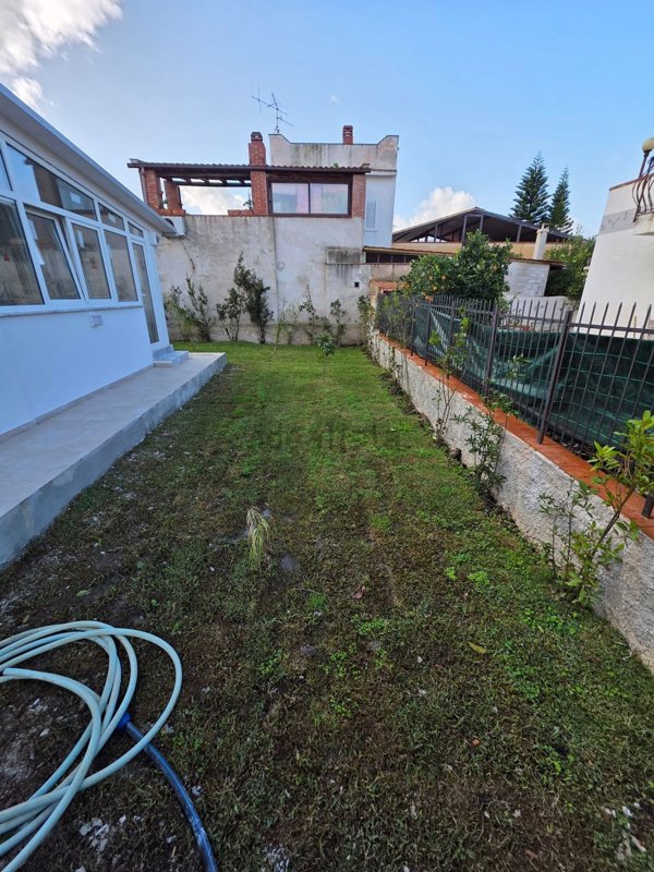 casa indipendente in vendita a Carini