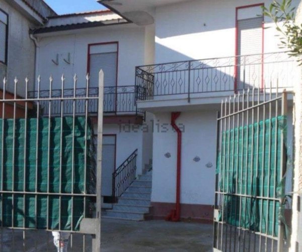 appartamento in vendita a Carini in zona Villagrazia di Carini