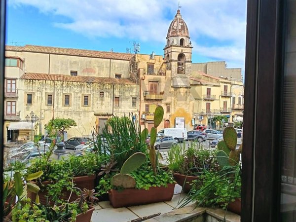 casa indipendente in vendita a Carini