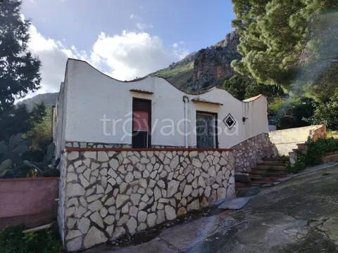 casa indipendente in vendita a Carini