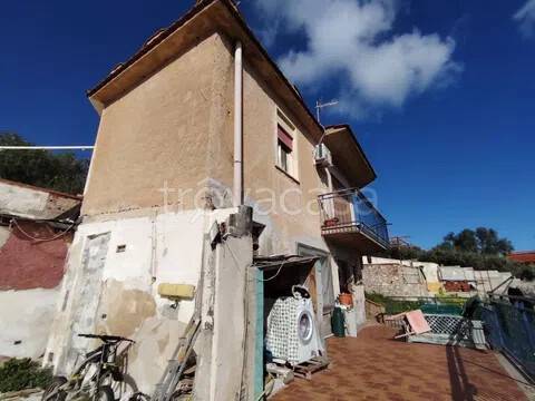 casa indipendente in vendita a Carini