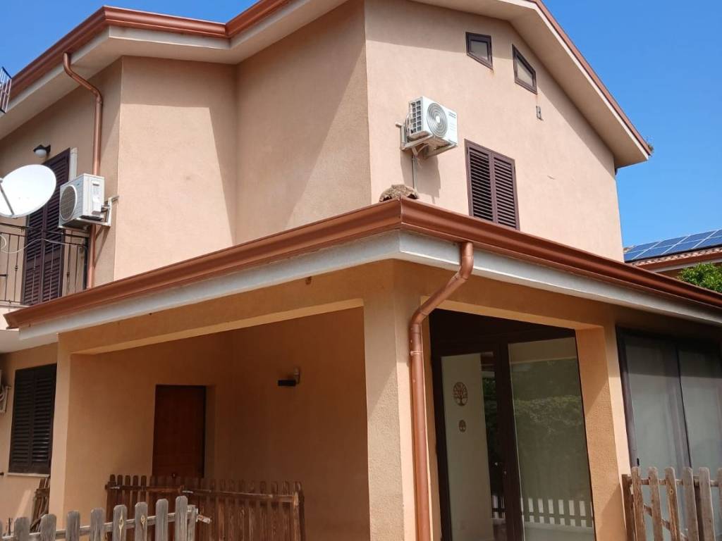 casa indipendente in vendita a Carini