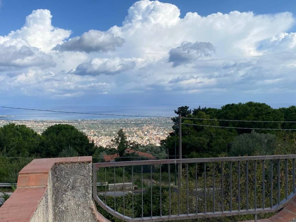 casa indipendente in vendita a Carini