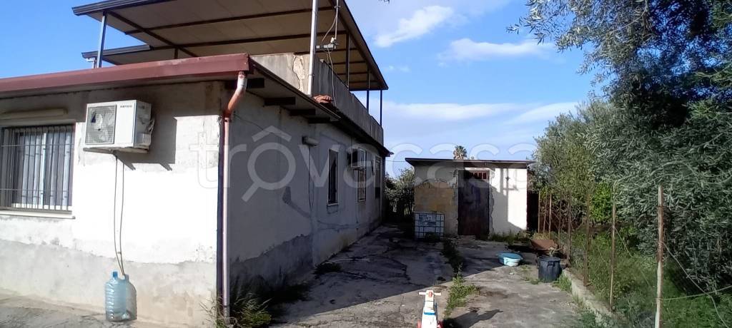 casa indipendente in vendita a Carini in zona Villagrazia di Carini