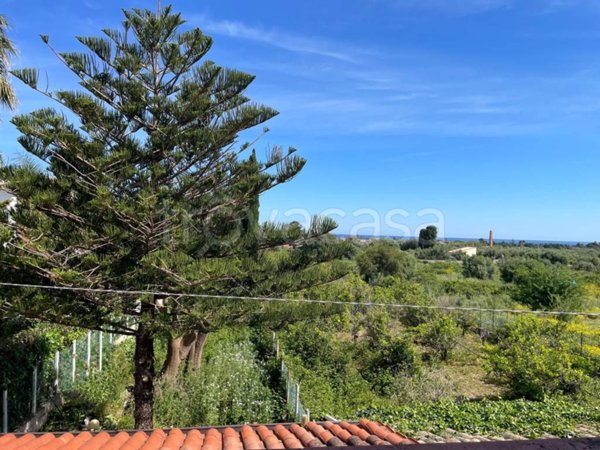 casa indipendente in vendita a Carini