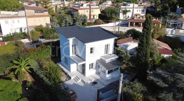 casa indipendente in vendita a Carini in zona Villagrazia di Carini