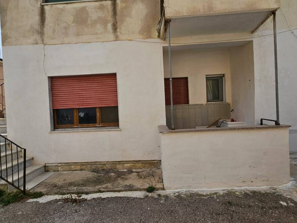 appartamento in vendita a Carini in zona Villagrazia di Carini