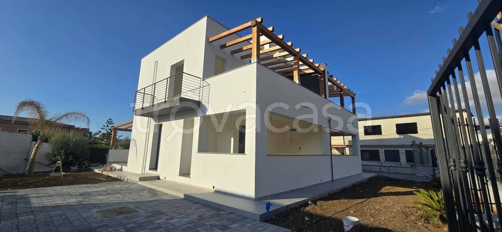 casa indipendente in vendita a Carini