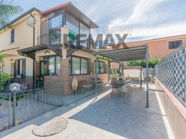 appartamento in vendita a Carini in zona Villagrazia di Carini