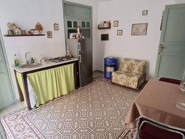 intera palazzina in vendita a Carini