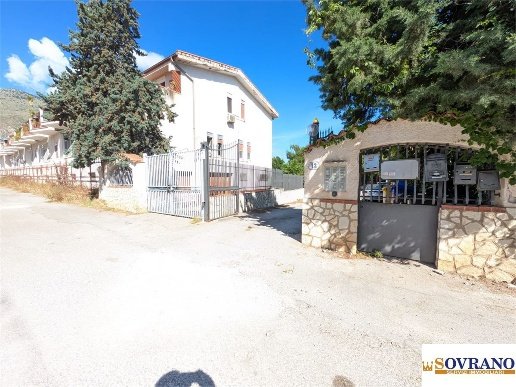 casa indipendente in vendita a Carini