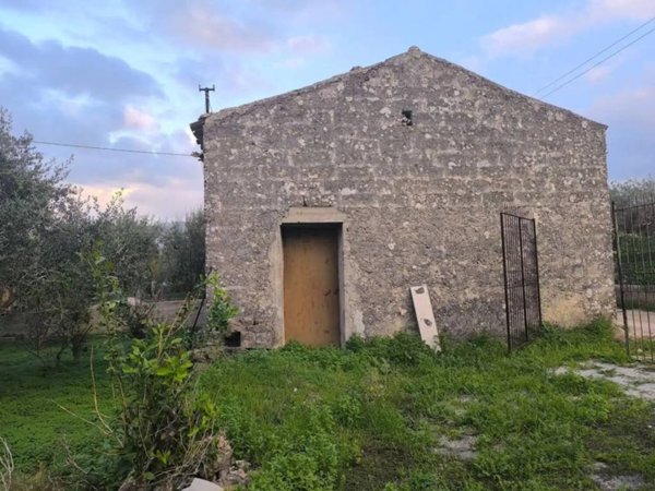 terreno agricolo in vendita a Carini in zona Villagrazia di Carini