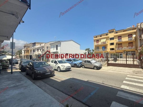 casa indipendente in vendita a Carini in zona Villagrazia di Carini