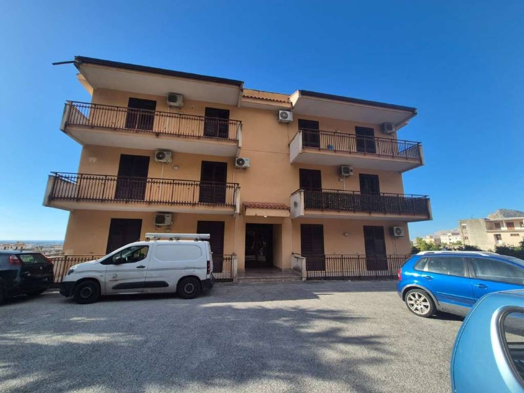appartamento in vendita a Carini