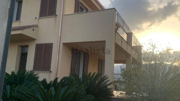 casa indipendente in vendita a Carini in zona Villagrazia di Carini