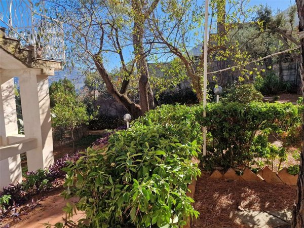 casa indipendente in vendita a Carini