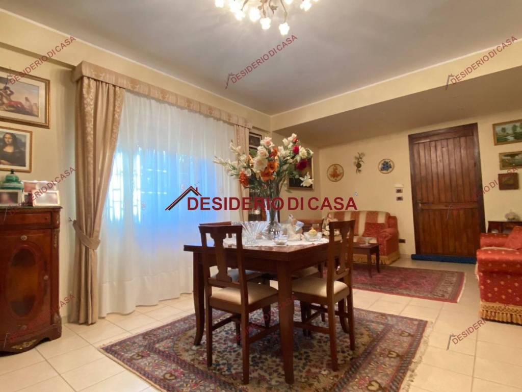 casa indipendente in vendita a Carini in zona Bivio Foresta