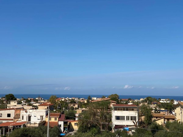 appartamento in vendita a Carini in zona Villagrazia di Carini