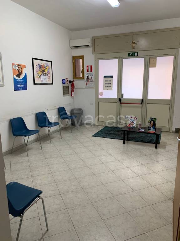 negozio in vendita a Carini