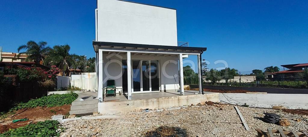 casa indipendente in vendita a Carini