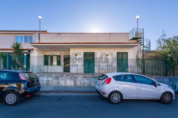 appartamento in vendita a Carini in zona Bivio Foresta