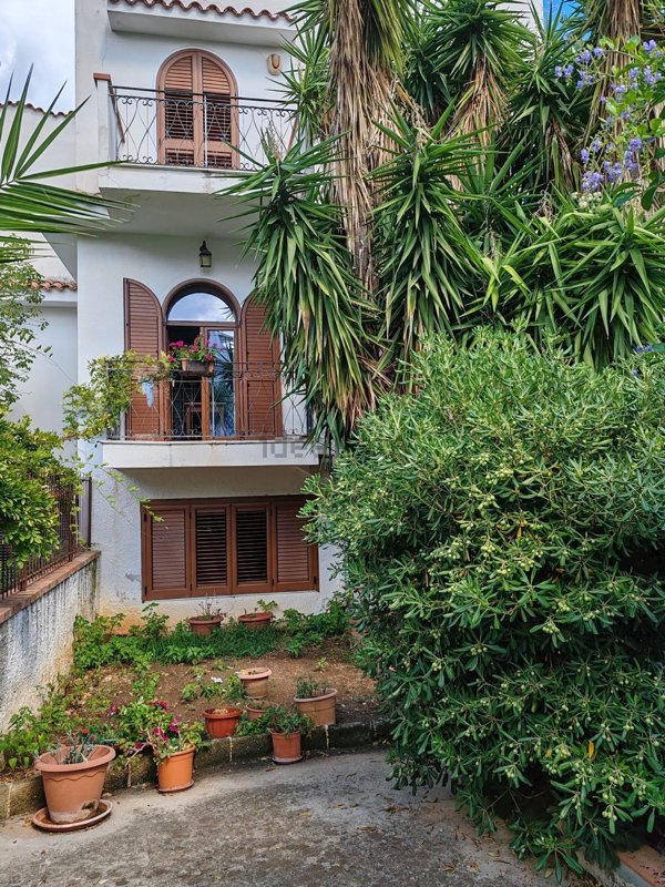 casa indipendente in vendita a Carini