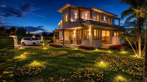 casa indipendente in vendita a Carini in zona Piraineto