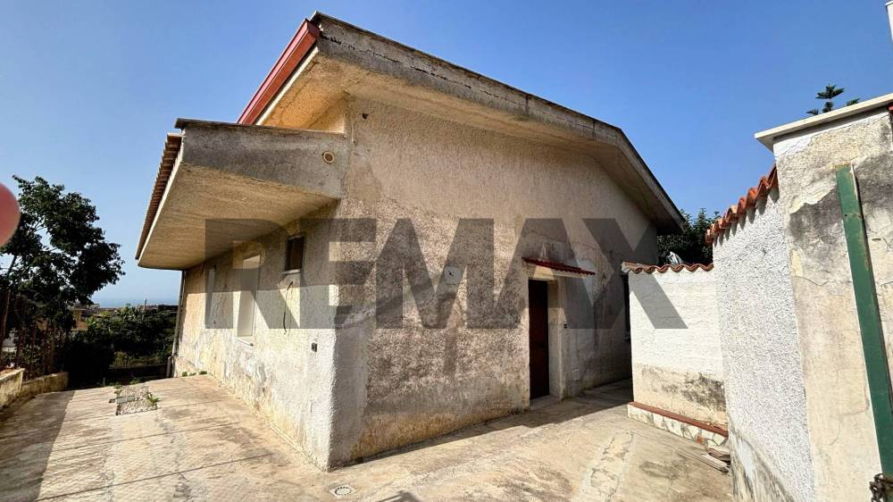 casa indipendente in vendita a Carini