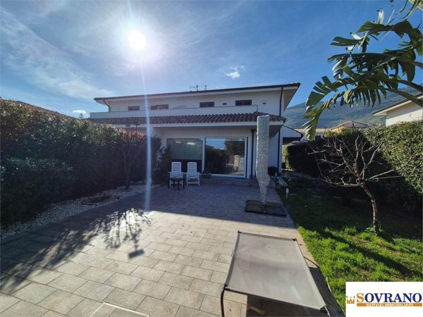 casa indipendente in vendita a Carini