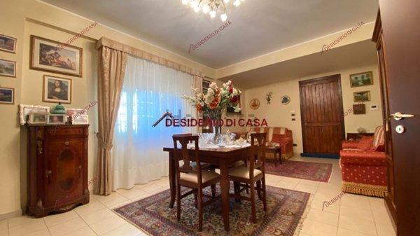 casa indipendente in vendita a Carini in zona Bivio Foresta