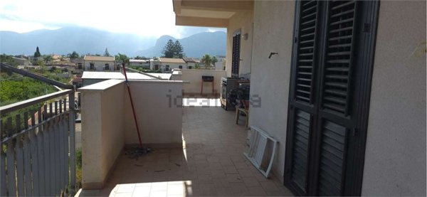 appartamento in vendita a Carini in zona Villagrazia di Carini