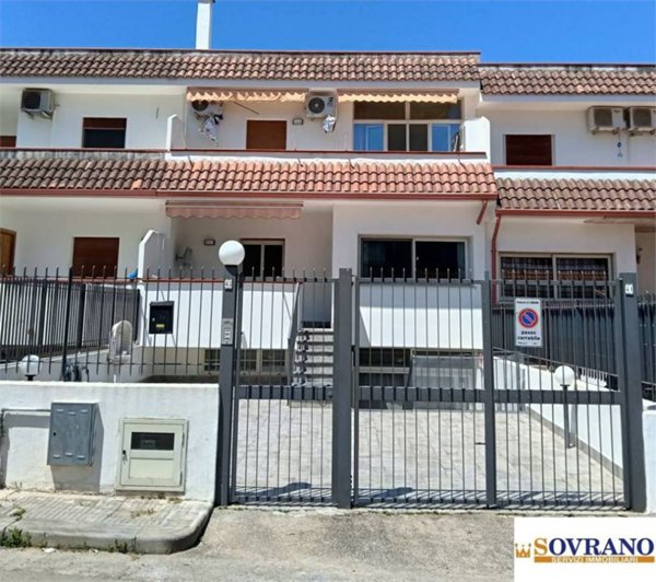casa indipendente in vendita a Carini