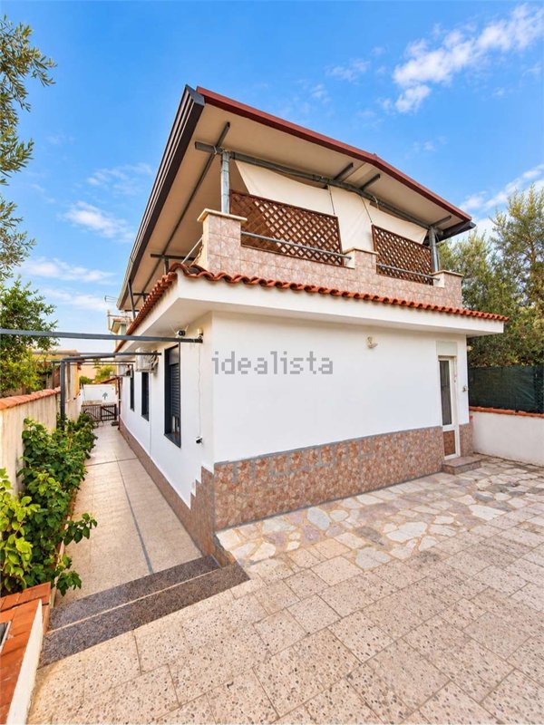 casa indipendente in vendita a Carini