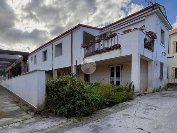 casa indipendente in vendita a Carini