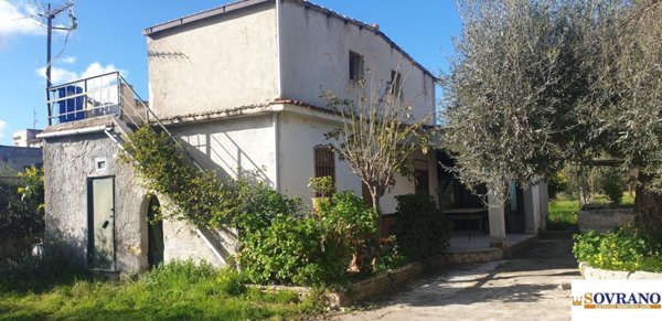 casa indipendente in vendita a Carini